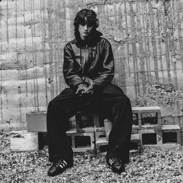 sombr- undressed sombr- undressed